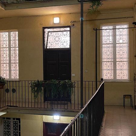 Domus Alfieri Al Colosseo Rzym Zewnętrze zdjęcie